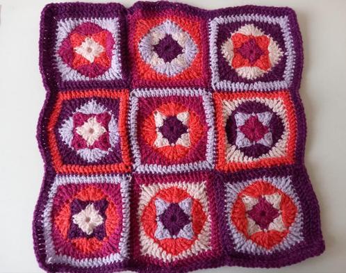Gondas Creaties Retro Vintage dekentje granny square nr. 2, Huis en Inrichting, Woonaccessoires | Plaids en Woondekens, Nieuw