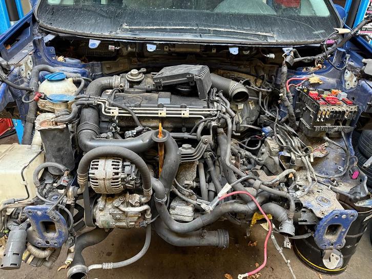 Volkswagen Touran 1.9 Motorblok 101pk AVQ, Auto-onderdelen, Motor en Toebehoren, Volkswagen, Gebruikt, Herkomst onderdeel bekend