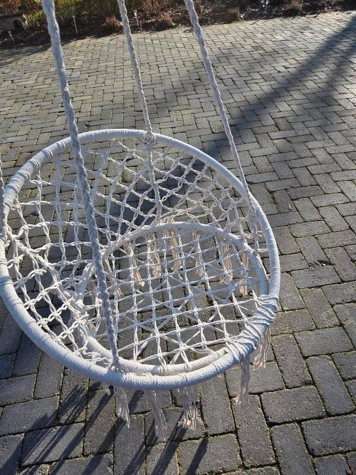 Ibiza Hangstoel - Comfortabel en Stijlvol!, Tuin en Terras, Hangmatten, Zo goed als nieuw, Eenpersoons, Met standaard, Binnen