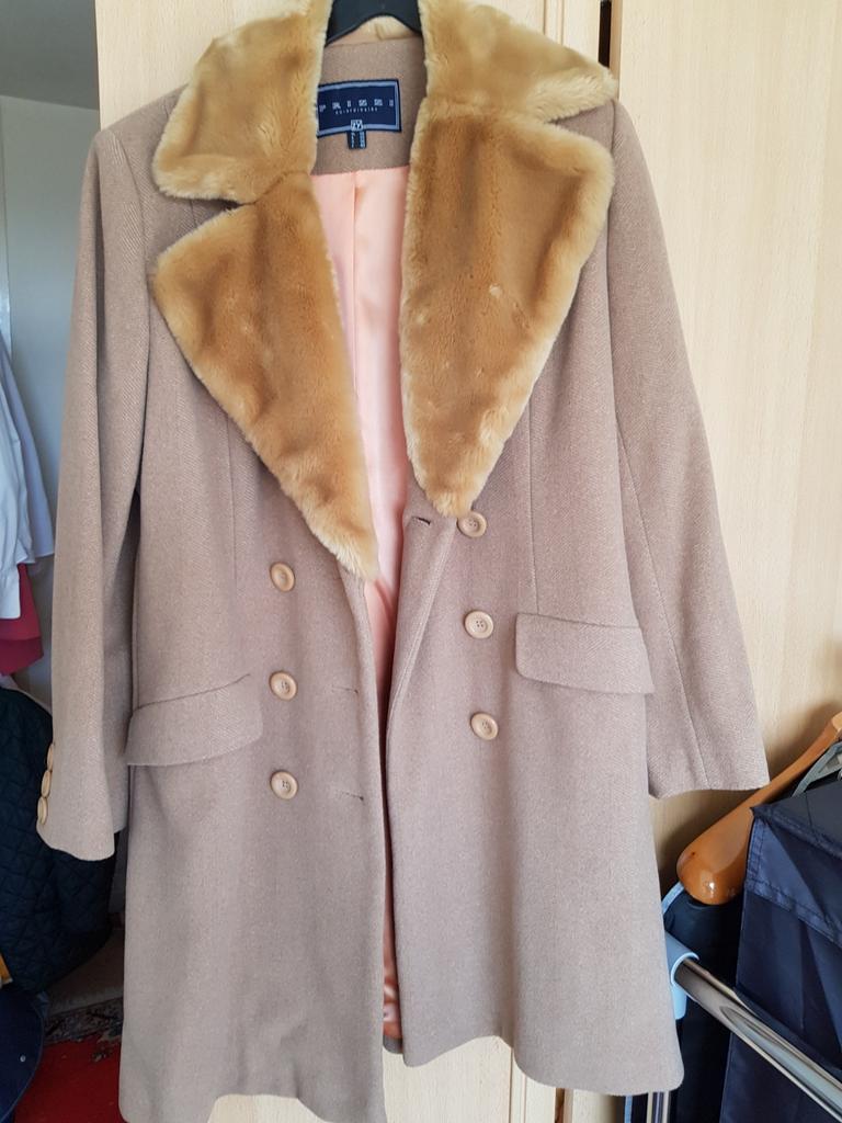 PRIZZI jas, Maat 38/40 (M), Beige, Ophalen of Verzenden, Zo goed als nieuw