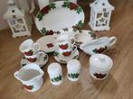 Mooi Kerst servies, Ophalen, Zo goed als nieuw, Porselein, Overige stijlen
