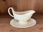 Wedgwood sauskom met schotel eraan vast, Ophalen