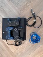 PlayStation 4 met 3 controllers, oplaadsnoer en HDMI kabel, Spelcomputers en Games, Verzenden, Gebruikt, Met 3 controllers of meer