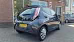 Toyota Aygo 1.0 VVT-i x-fun, Airco, Bluetooth, NL Auto!, Voorwielaandrijving, Stof, Gebruikt, 4 stoelen