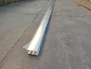 Chroom aluminium profiel voor glasplaat beschikbaar voor biedingen