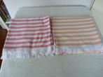 2 hamam of sauna doeken van Nivea., Nieuw, Ophalen of Verzenden, Handdoek, Roze