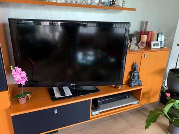 LG TV - Goed Werkend! beschikbaar voor biedingen