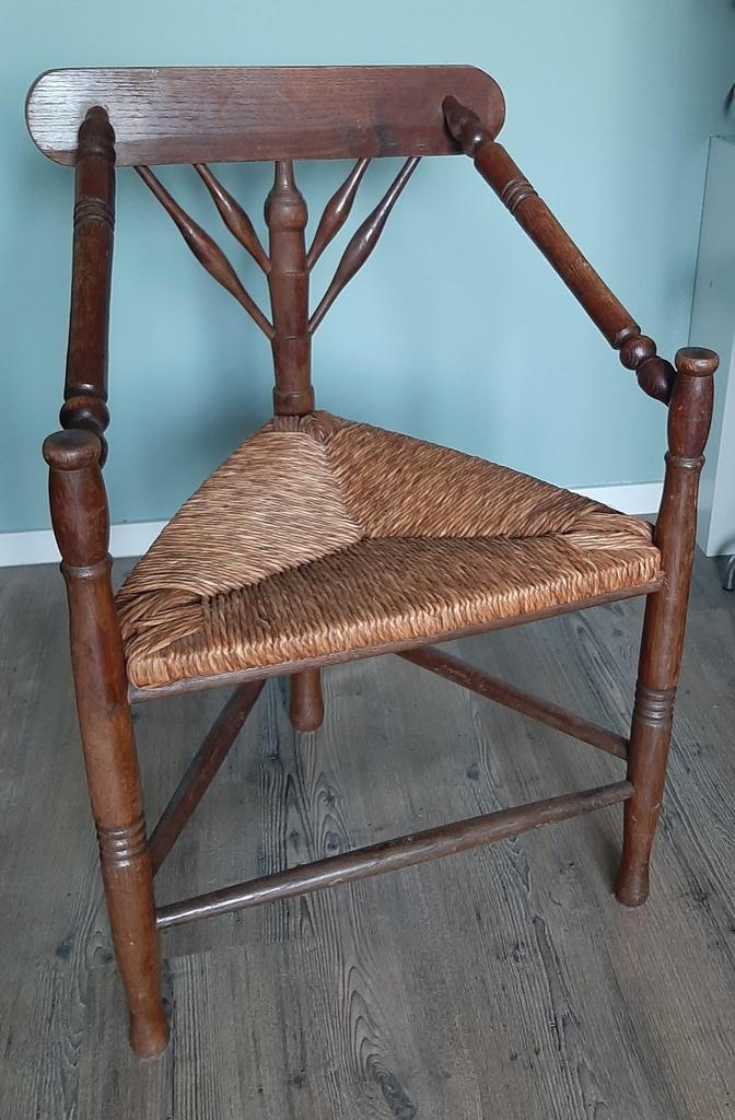 Antiek eiken breistoel, hoekstoeltje, Antiek en Kunst, Curiosa en Brocante, Ophalen