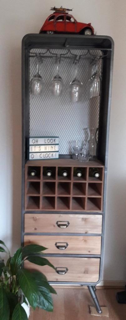 Xenos Wijnkast - Dutchbone look, Huis en Inrichting, Kasten | Kledingkasten, Gebruikt, 150 tot 200 cm, 50 tot 100 cm, 25 tot 50 cm