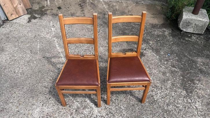 Set van 16 Authentieke Kerkstoelen, Antiek en Kunst, Antiek | Meubels | Stoelen en Banken, Ophalen