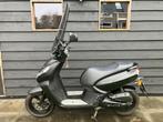 Scooter: Peugeot Kisbee Black Edition, Ophalen, Gebruikt, Benzine, Peugeot