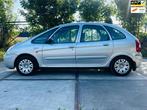 Citroen Xsara Picasso 1.8i-16V Image LPG, Stof, Zwart, 4 cilinders, 1264 kg