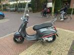 Vespa sprint 2021 13k gelopen 3de eigenaar, Fietsen en Brommers, Scooters | Vespa, Ophalen of Verzenden, Zo goed als nieuw, Benzine