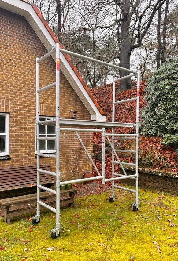 Kamersteiger met extra opzetstukken., Doe-het-zelf en Verbouw, Steigers, Zo goed als nieuw, Rolsteiger of Kamersteiger, 5 meter of hoger