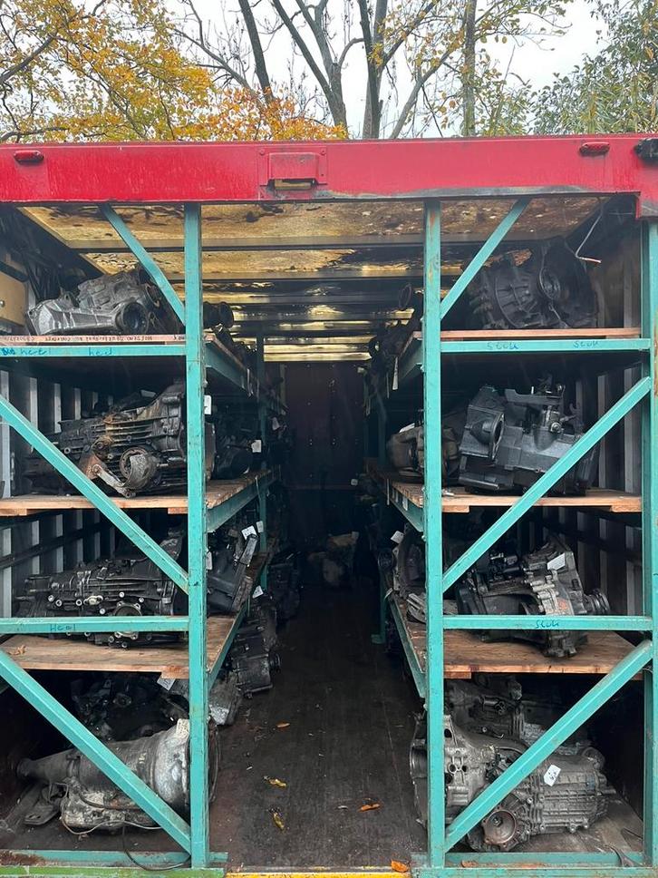 Groote partij VAG versnellingsbakken te koop, Auto-onderdelen, Transmissie en Toebehoren, Volkswagen, Nieuw, Ophalen of Verzenden