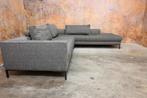 ZGAN!! grijze stoffen Design on Stock Aikon Lounge hoekbank, Huis en Inrichting, Stock aikon, Design, Stock aikon, Hoekbank