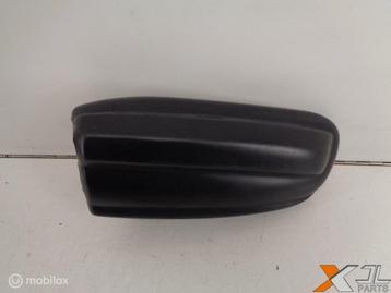 A1238852223 W123 RUBBER BUMPERHOEK RECHTSACHTER NOS beschikbaar voor biedingen