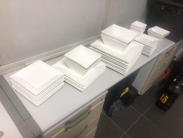 Servies - 39 delig - Porselein beschikbaar voor biedingen