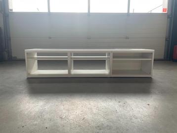 IKEA TV Meubel beschikbaar voor biedingen
