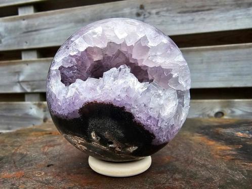 Prachtige amethist geodebol 85mm, Verzamelen, Mineralen en Fossielen, Ophalen of Verzenden