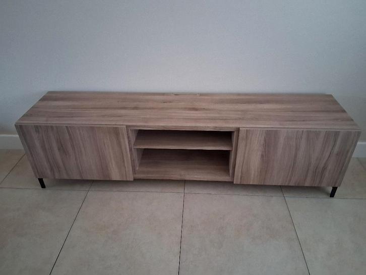 Tv Meubel 180cm Ikea Besta, Huis en Inrichting, Kasten | Televisiemeubels, Zo goed als nieuw, Minder dan 100 cm, 150 tot 200 cm
