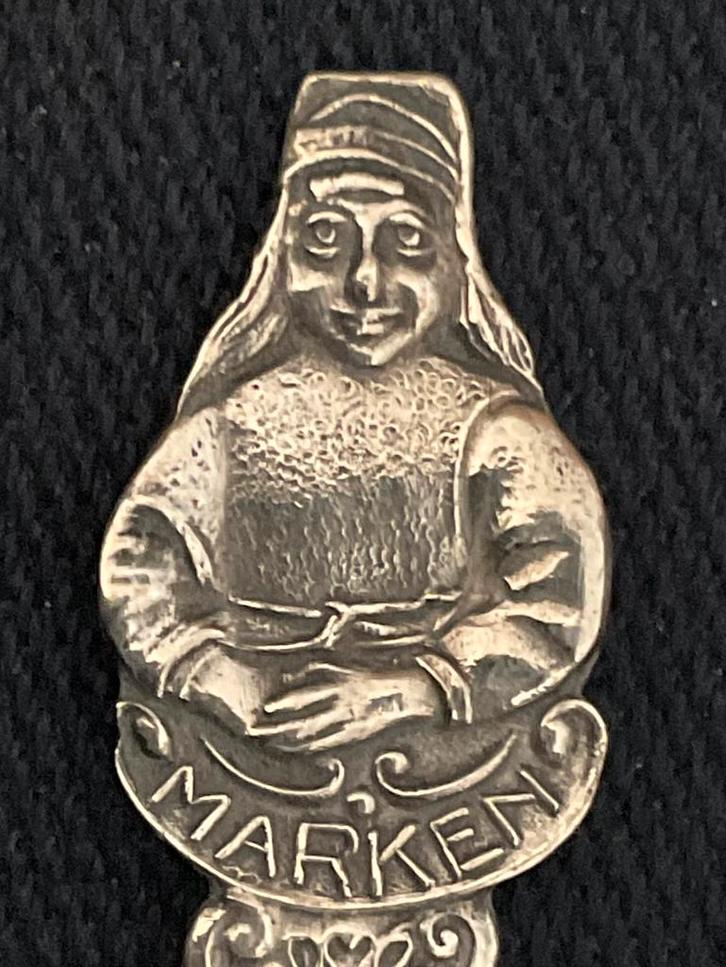 Lepeltje van Marken, Antiek en Kunst, Antiek | Bestek, Ophalen of Verzenden