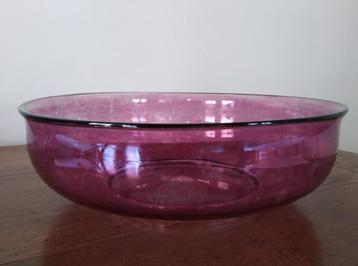 Grote Engelse bowl, kom,  glas met pontilmerk, handgevormd beschikbaar voor biedingen