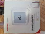 Honeywell T6 Smart Thermostaat, Doe-het-zelf en Verbouw, Thermostaten, Ophalen of Verzenden, Zo goed als nieuw