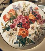 Handgeschilderd Porcelein Wandbord met bloemen,  Ursula BAND, Ophalen of Verzenden