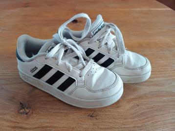 Adidas schoenen (maat 31)