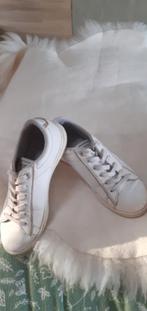 La Coste witte sneakers 33, Schoenen, Ophalen of Verzenden, Zo goed als nieuw