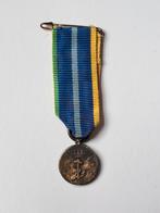 Mini medaille onderscheiding operationele dienst Marine, Verzamelen, Ophalen of Verzenden, Marine, Nederland, Lintje, Medaille of Wings