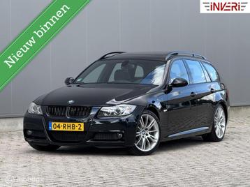 BMW 3-serie Touring 330i M Pakket | Pano | Dealer onderhoud! beschikbaar voor biedingen