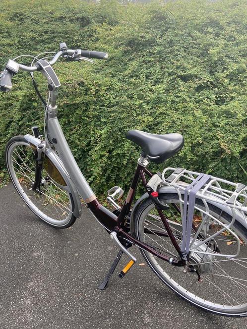 Batavus elektrische fiets, nieuwe accu op laten zetten, Fietsen en Brommers, Elektrische fietsen, Zo goed als nieuw, Batavus, 50 km per accu of meer