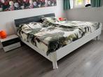Tweepersoonsbed met lattenbodems 180x200 met nachtkastjes, Ophalen, Gebruikt, Tweepersoons, 180 cm