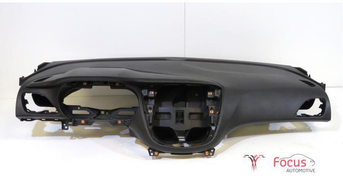 Dashboard van een Opel Karl, Auto-onderdelen, Dashboard en Schakelaars, Opel, Gebruikt, 6 maanden garantie, 12 maanden garantie