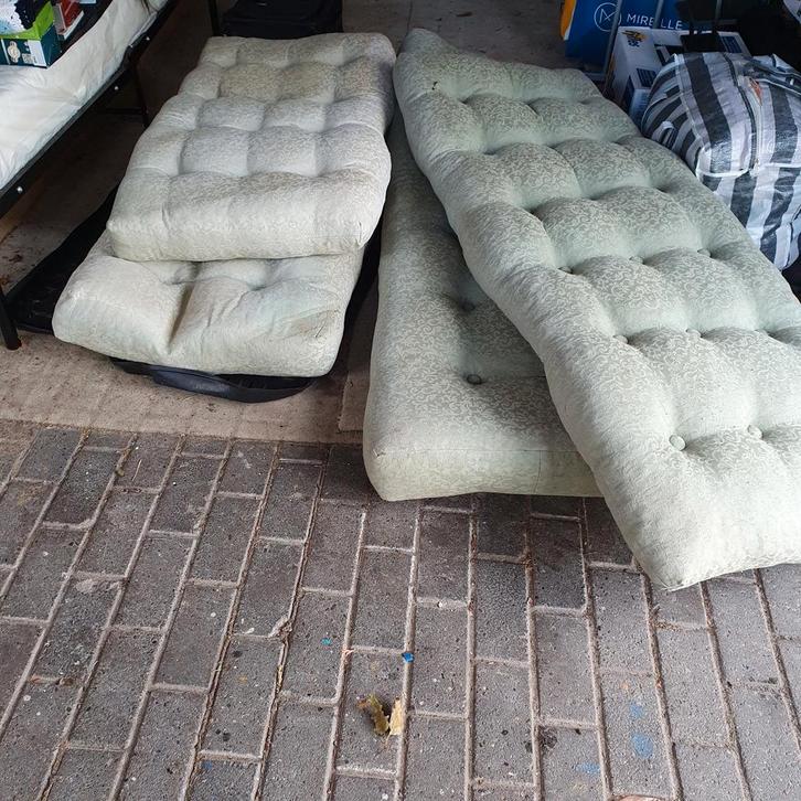 Tuinstelkussens - 4 stuks gebruikt gratis afhalen, Tuin en Terras, Tuinmeubel-accessoires, Gebruikt, Ophalen