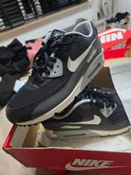 Nike Air Max 90 Essential 43, Nike, Nieuw, Ophalen of Verzenden, Sneakers of Gympen