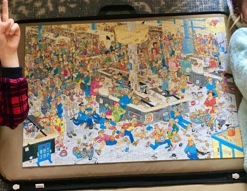 1000 stukjes Jan van Haasteren kassa erbij!, Hobby en Vrije tijd, Denksport en Puzzels, Gebruikt, Legpuzzel, 500 t/m 1500 stukjes