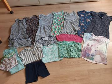 Kledingpakket 134/140 beschikbaar voor biedingen