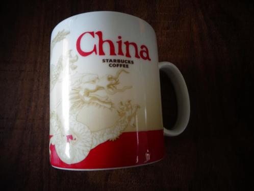 Starbucks Collections beker groot, 473 ml China, als nieuw, Huis en Inrichting, Keuken | Servies, Zo goed als nieuw, Kop(pen) en/of Schotel(s)