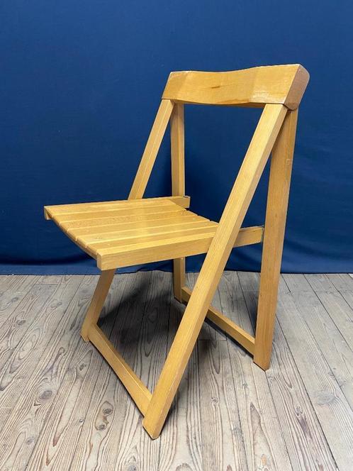 Vintage blank hout klapstoel Aldo Jacober stijl, Huis en Inrichting, Stoelen, Gebruikt, Eén, Hout, Bruin, Ophalen