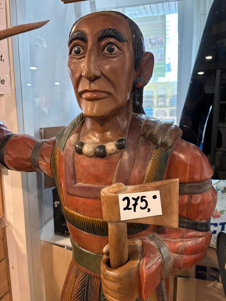 Houten Indiaan met Bijl en Mes - 175cm, Antiek en Kunst, Kunst | Beelden en Houtsnijwerken, Ophalen