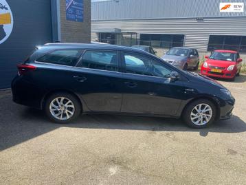 Toyota Auris TOYOTA AURIS 1,8HYBRIT BUSINESS PULUS beschikbaar voor biedingen