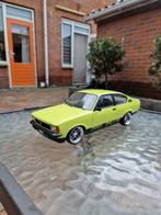 Te koop opel kadett coupe gt/e groen, Hobby en Vrije tijd, Modelauto's | 1:18, Ophalen of Verzenden, Nieuw