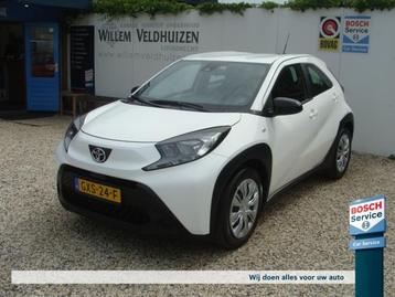 Toyota Aygo X 1.0 VVT-i Play camera/carplay/airco weinig KM beschikbaar voor biedingen