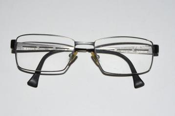 WAZA Titanium bril met bijzondere poten beschikbaar voor biedingen