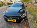 Volvo V60 D6 215pk Plug-in Hybrid 2014 Zwart, Auto's, 1849 kg, Zwart, Plug-in hybride, Particulier