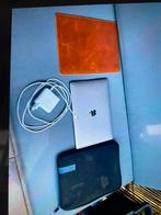 Macbook pro late 2017 13” met accesoires, Computers en Software, Apple Macbooks, Gebruikt, 2 tot 3 Ghz, Qwerty, 8 GB