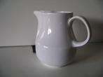 Wit melkkannetje Winterling Schwarzenbach Bavaria 9.5cm hoog, Huis en Inrichting, Keuken | Servies, Overige typen, Ophalen of Verzenden